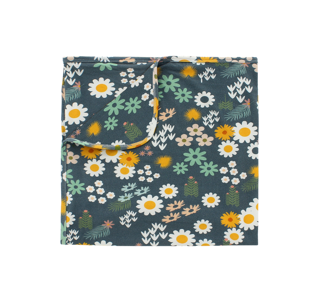 Blue Daisy Luxury Bamboo Blanket