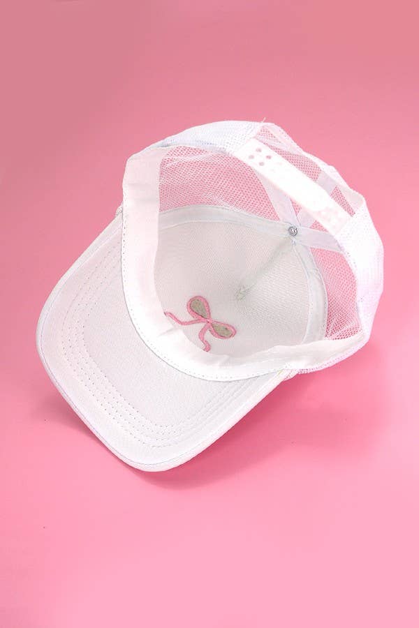 RIBBON BOW TRUCKER HAT