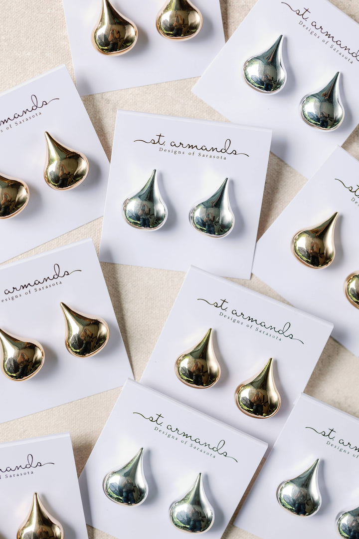 1 Inch Silver Teardrop Studs