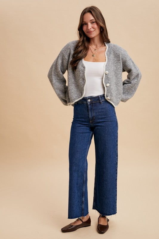 Scallop Edge Cropped Cardigan