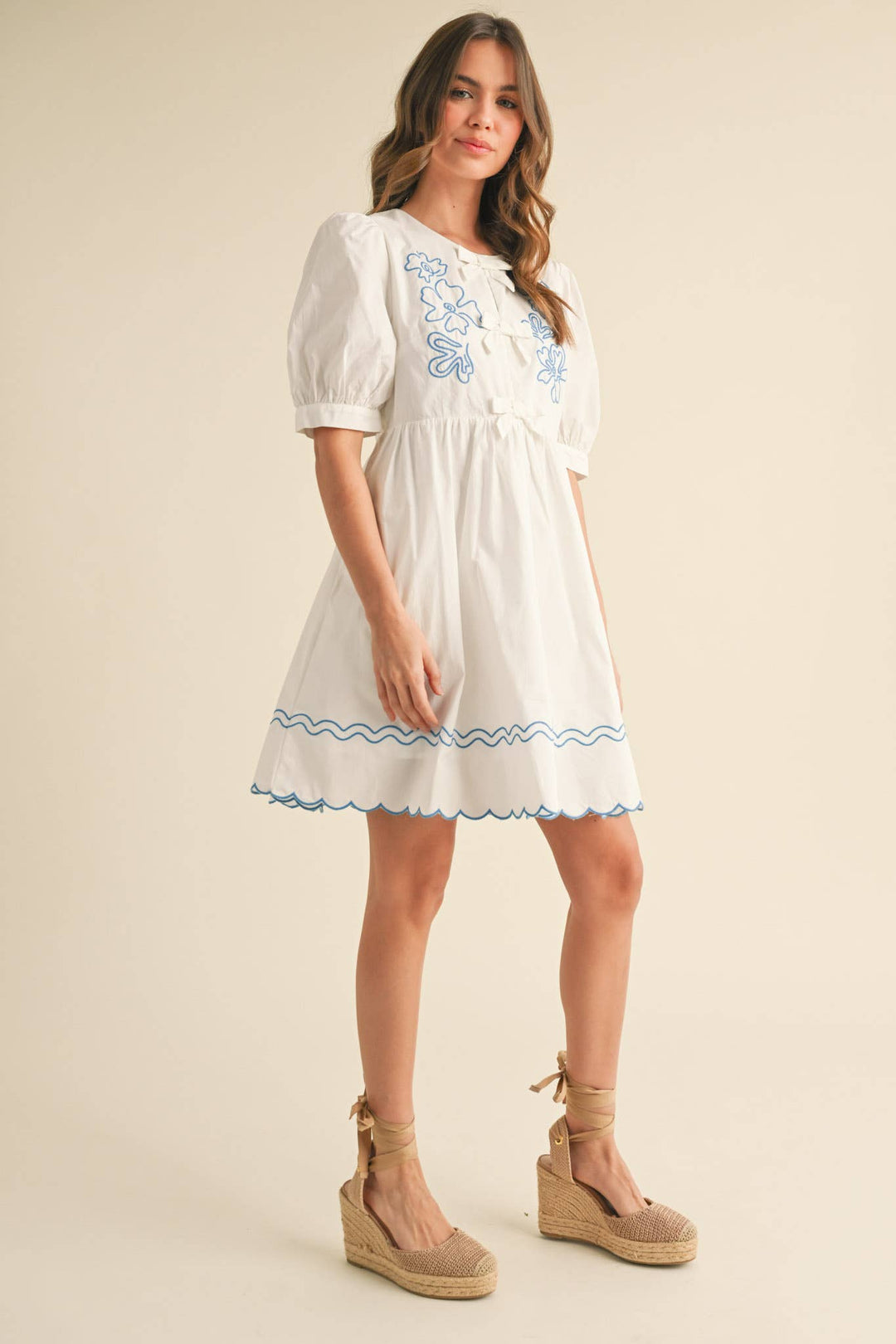 EMBROIDERY BOW MINI DRESS