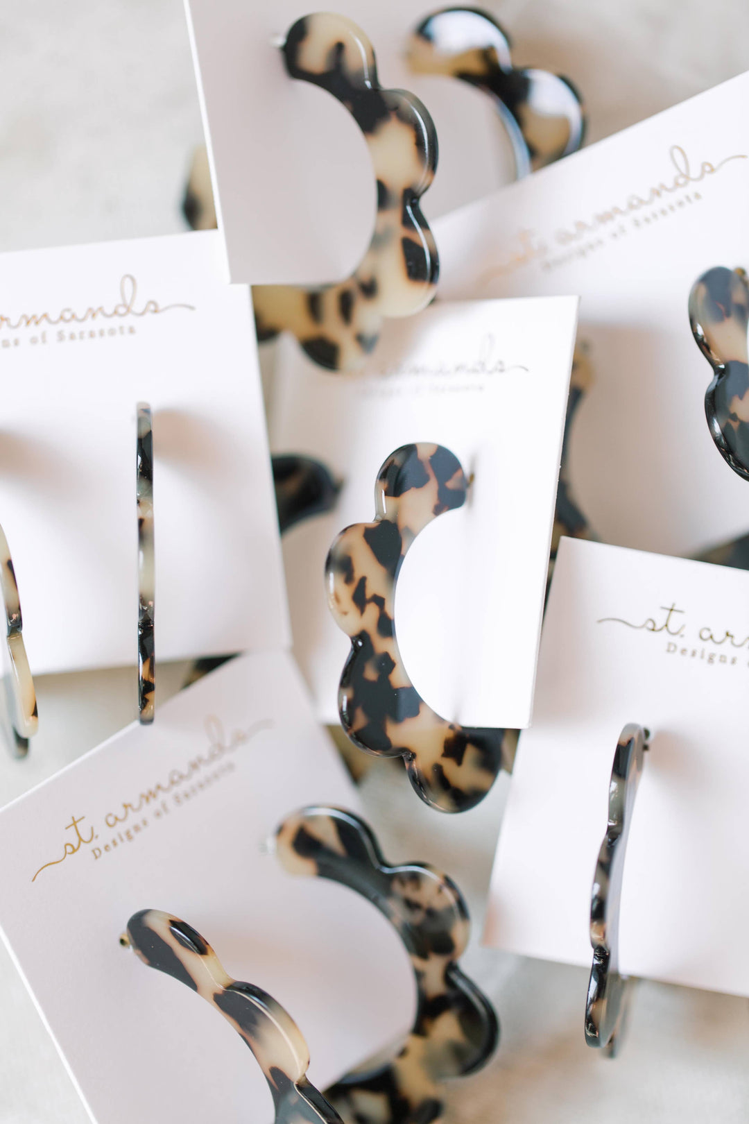 Tortoise Scalloped Hoop Earrings