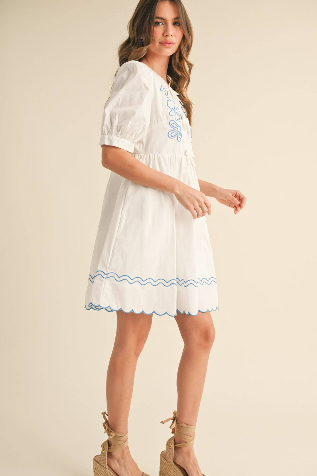EMBROIDERY BOW MINI DRESS