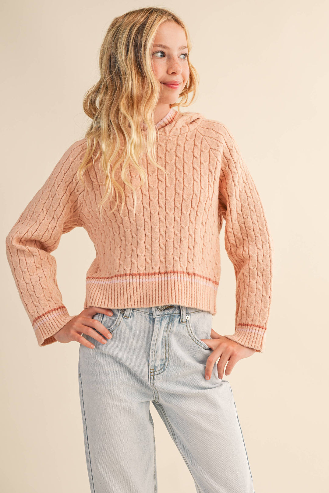 GIRLS HOODED SWEATER