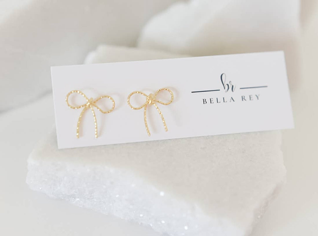 Bow stud earrings