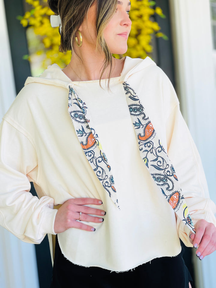 Loose Fit Hoodie Pullover w/ Printed Strings