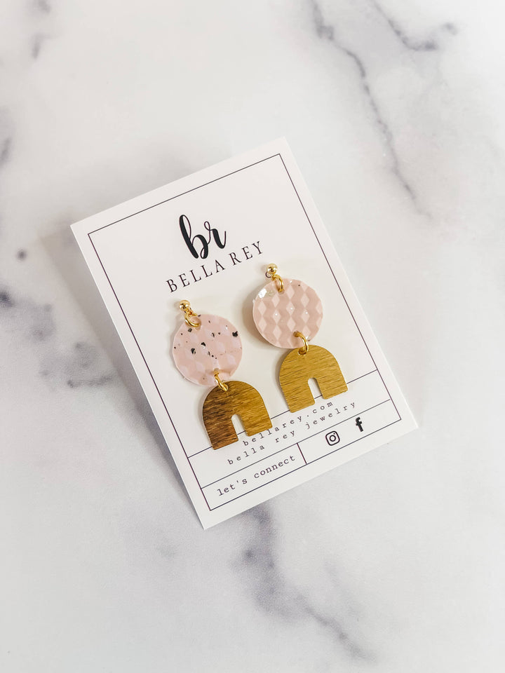 Rivers Mini leather earrings (blush)