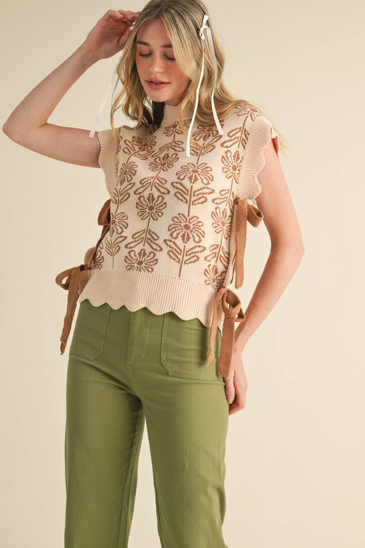 FLORAL SWEATER VEST