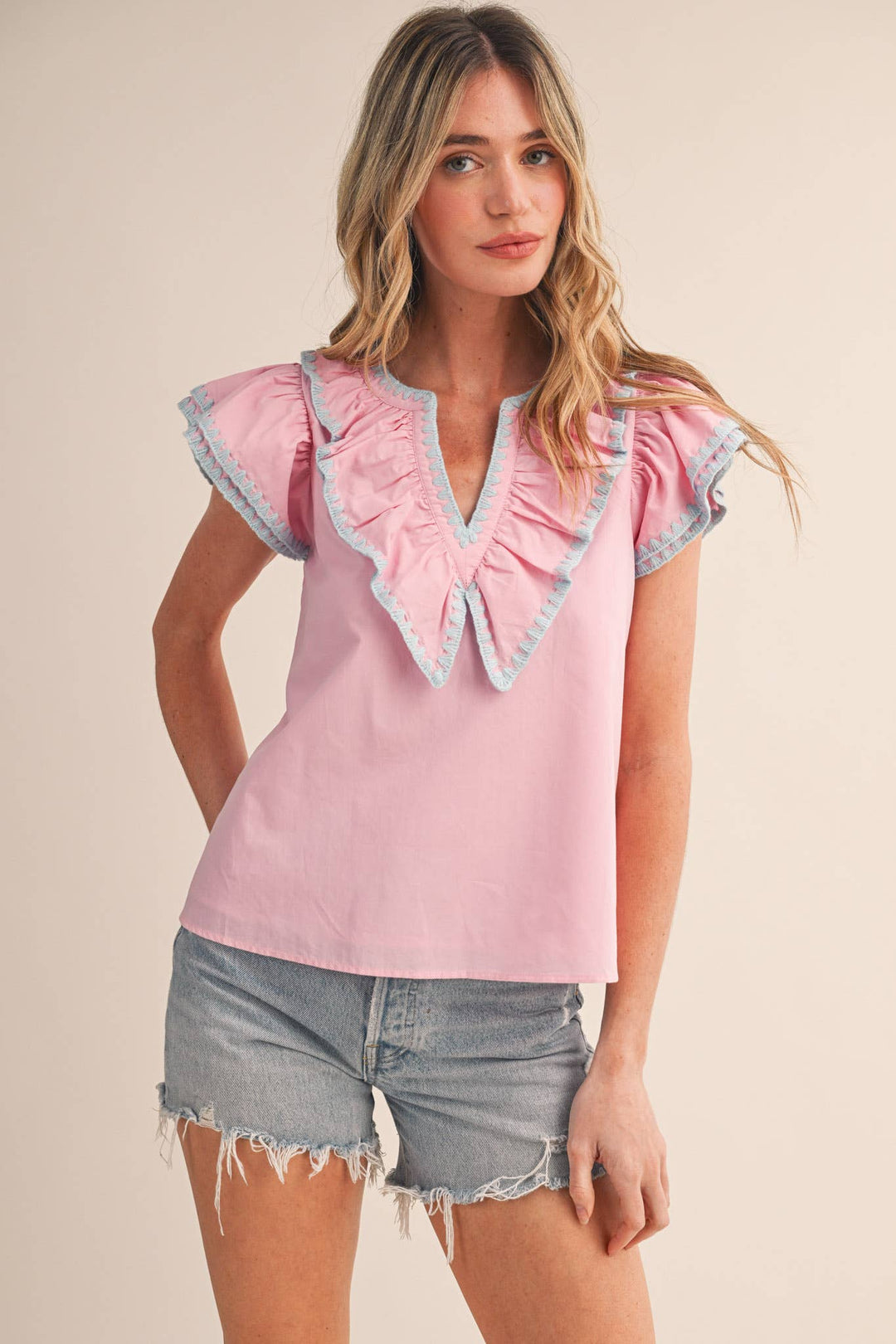 TRIANGLE STITCH RUFFLED TOP