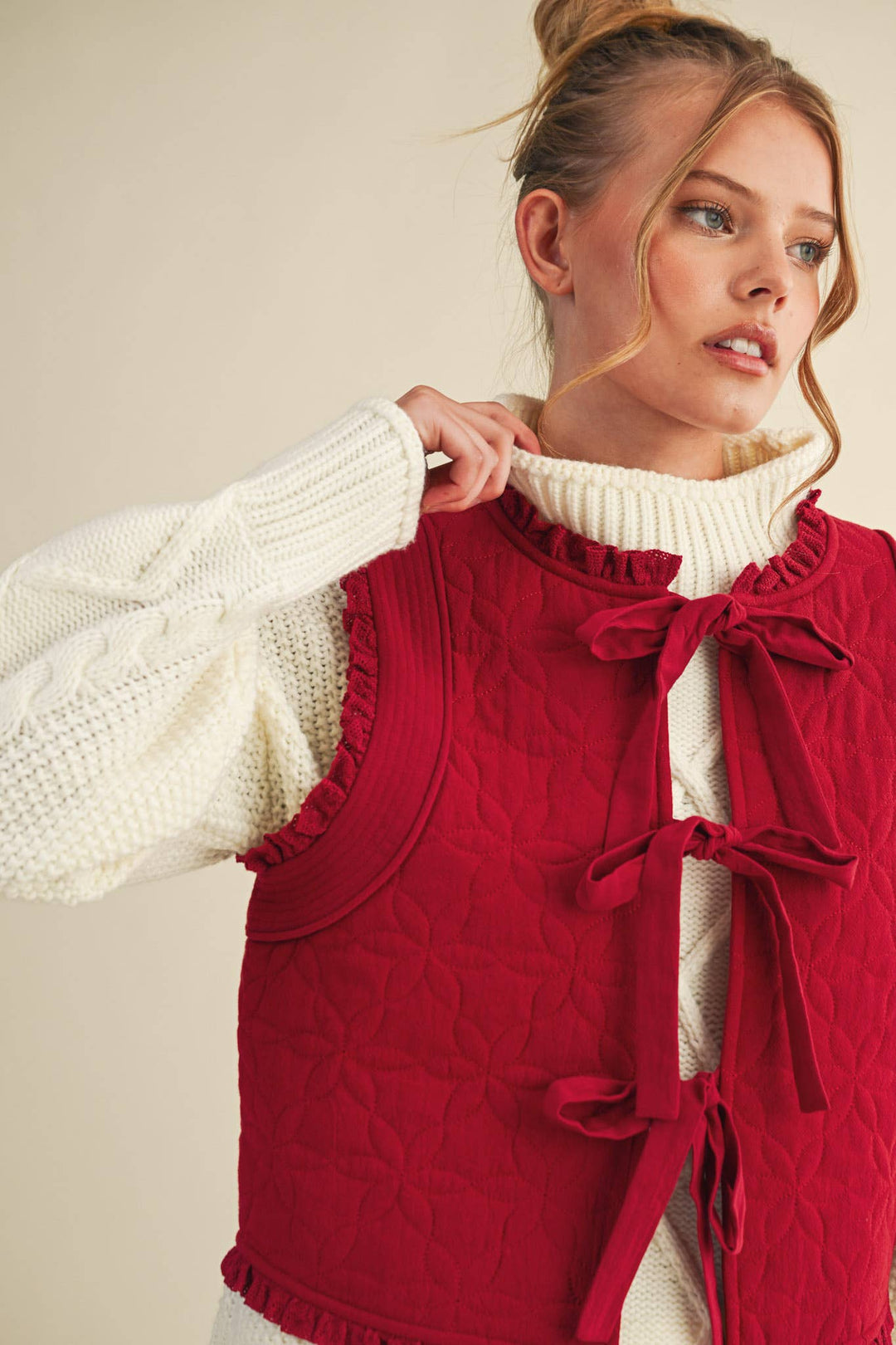 QUILTED BOW VEST