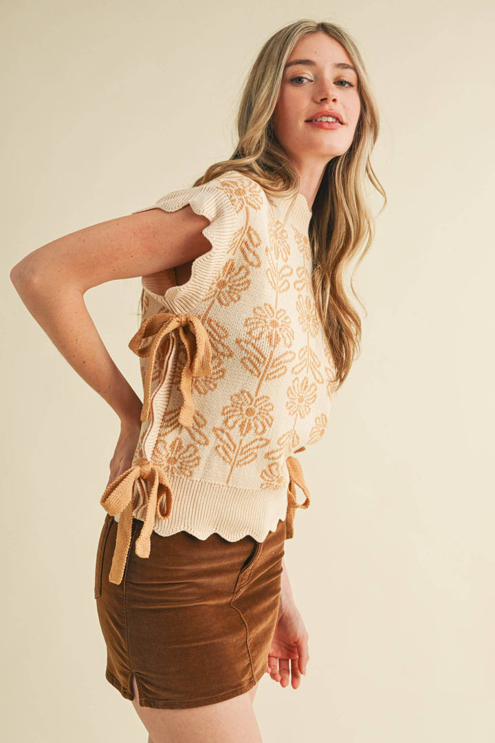 FLORAL SWEATER VEST